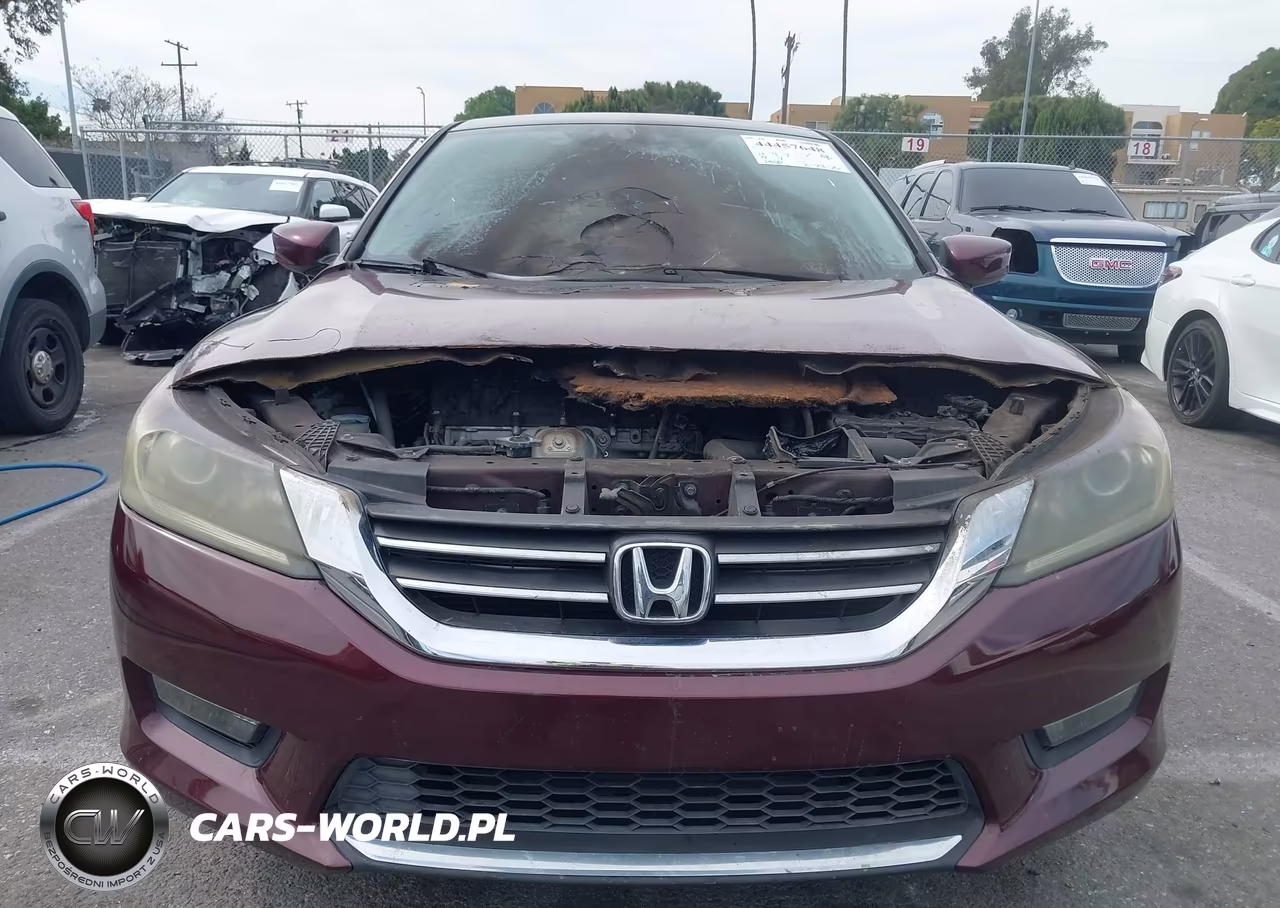 2014 Honda Accord Sport VIN:1HGCR2F56EA242568 - 13