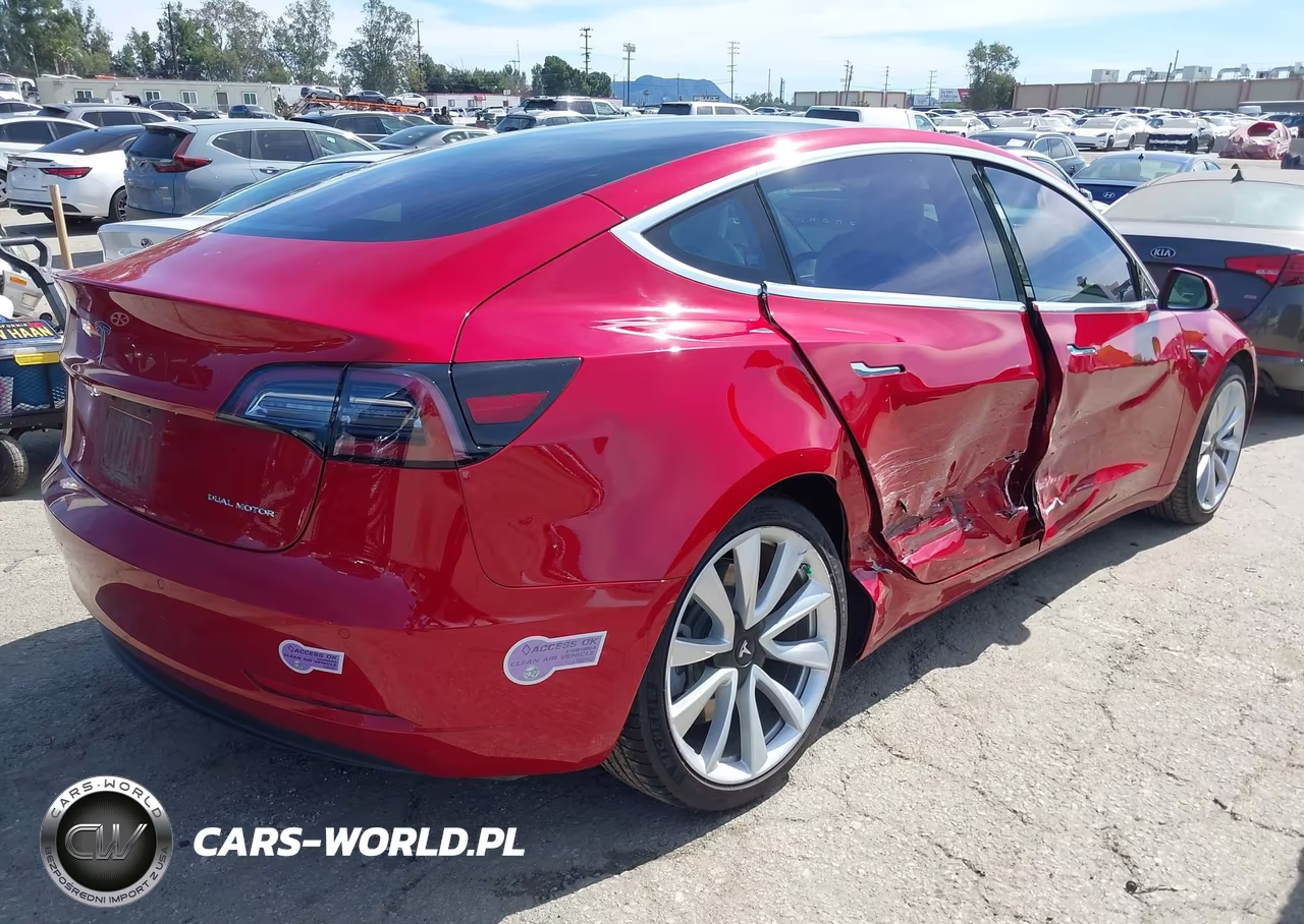 2018 Tesla Model 3 Long Range-Performance VIN:5YJ3E1EB9JF097619 - 4
