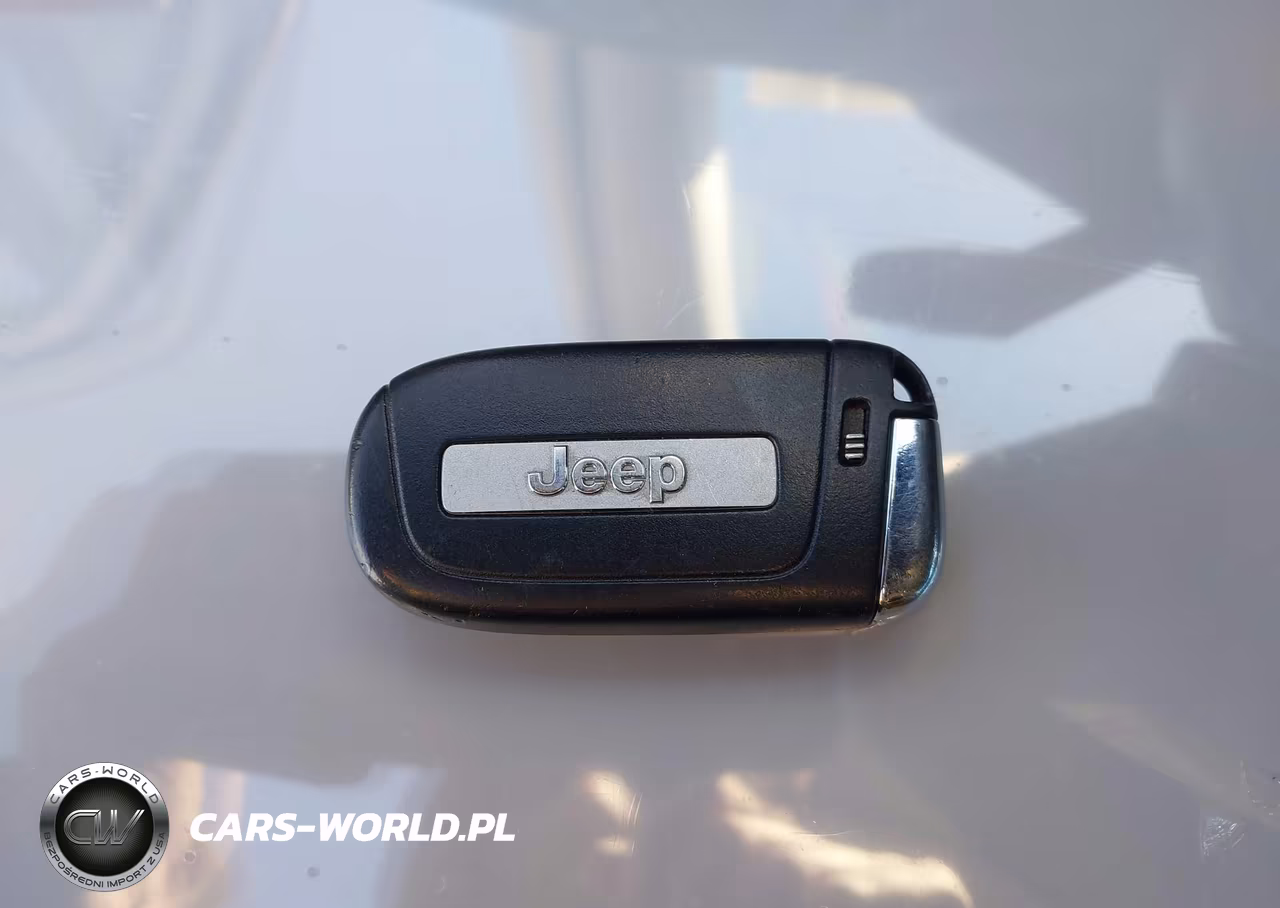 2023 Jeep Renegade Latitude 4X4 VIN:ZACNJDB14PPP59865 - 11