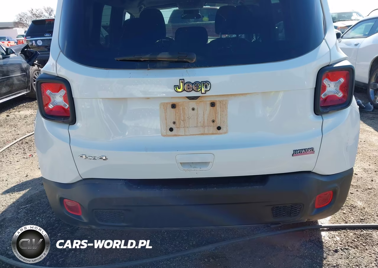 2023 Jeep Renegade Latitude 4X4 VIN:ZACNJDB14PPP59865 - 16