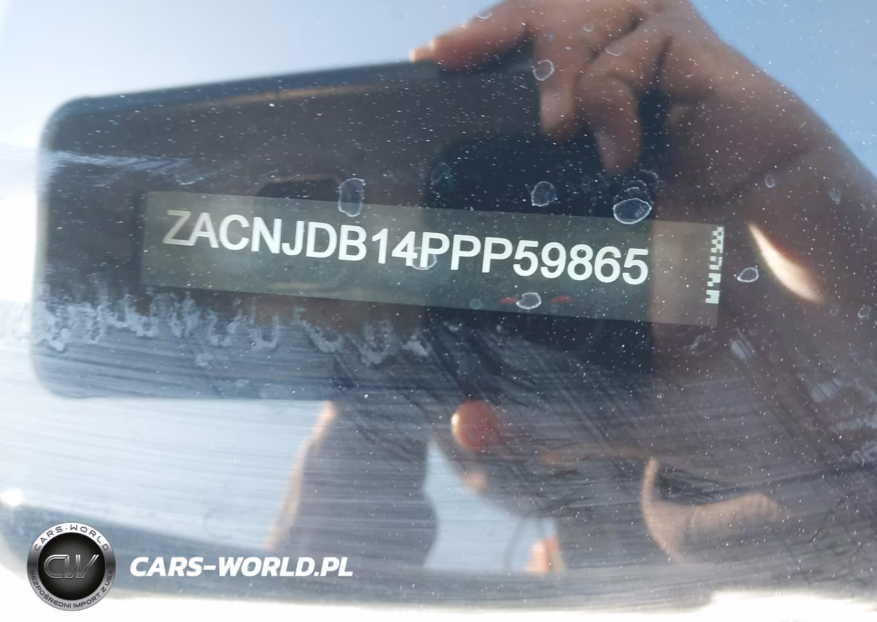 2023 Jeep Renegade Latitude 4X4 VIN:ZACNJDB14PPP59865 - 9