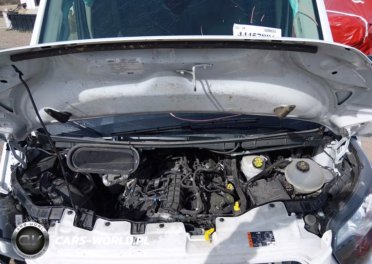 2025 Ford Transit-250 VIN:1FTBR2CG4SKA39202 - 10