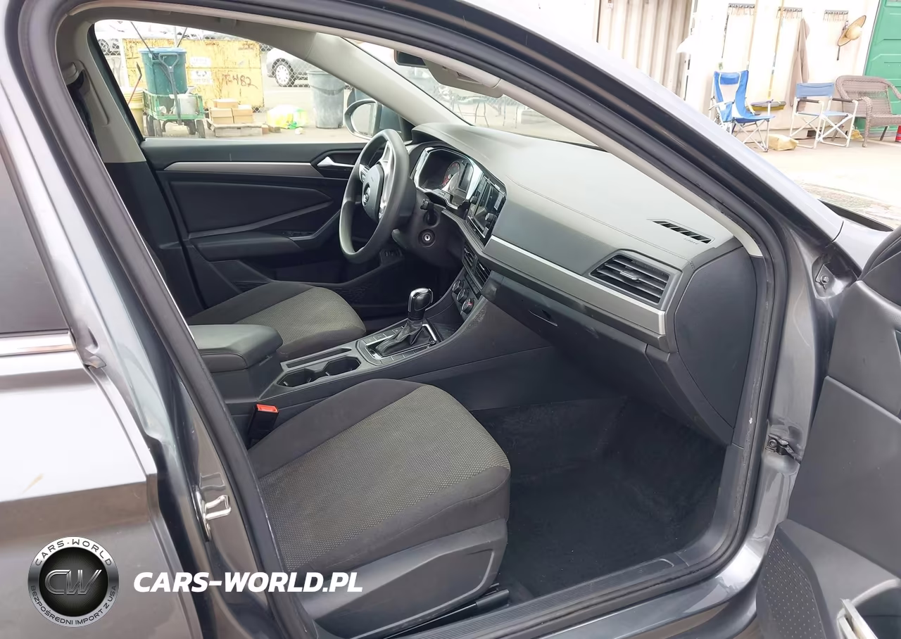 2019 Volkswagen Jetta VIN:3VWC57BU0KM116366 - 5
