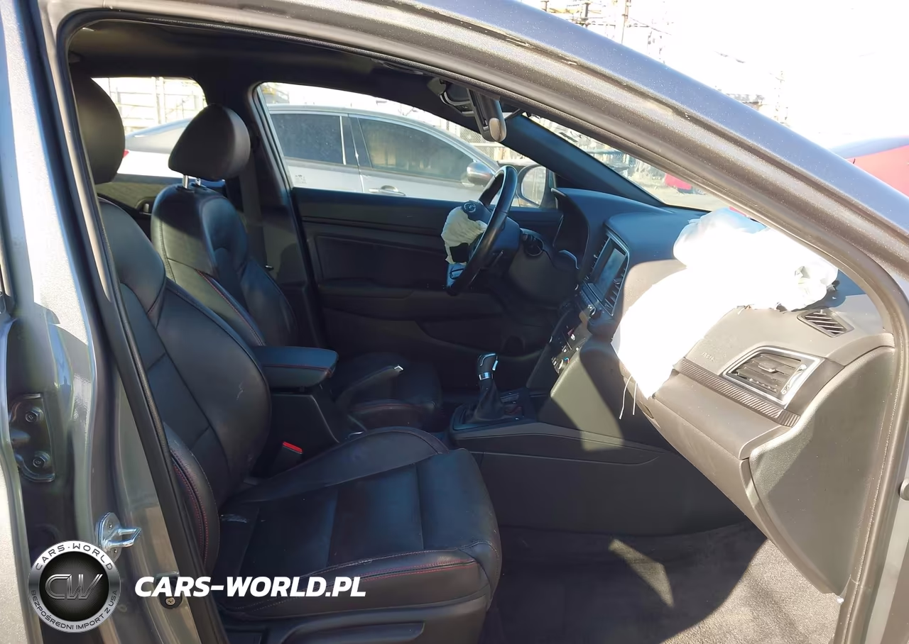 2018 Hyundai Elantra Sport VIN:KMHD04LBXJU507886 - 5