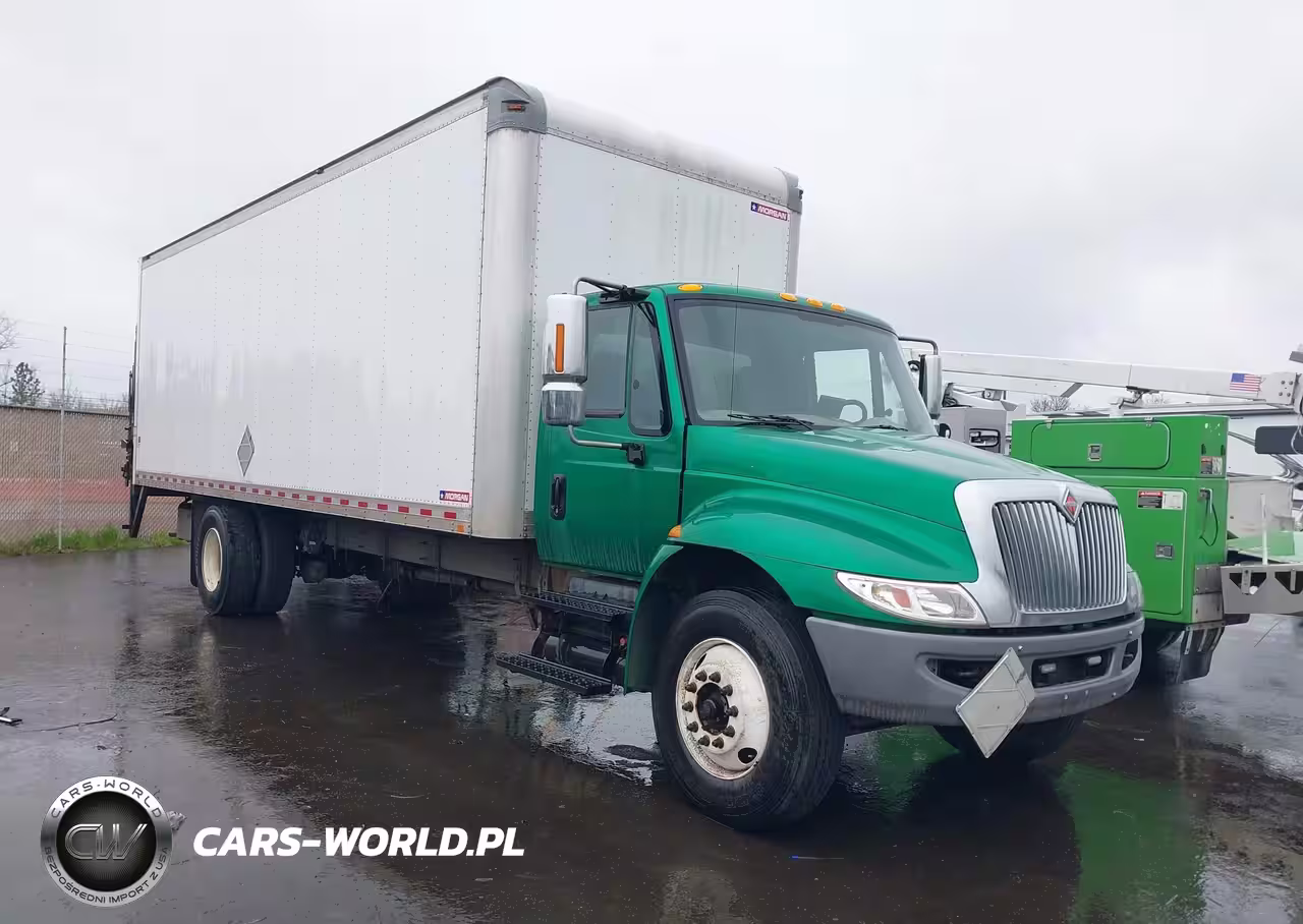 2018 International Durastar 4300