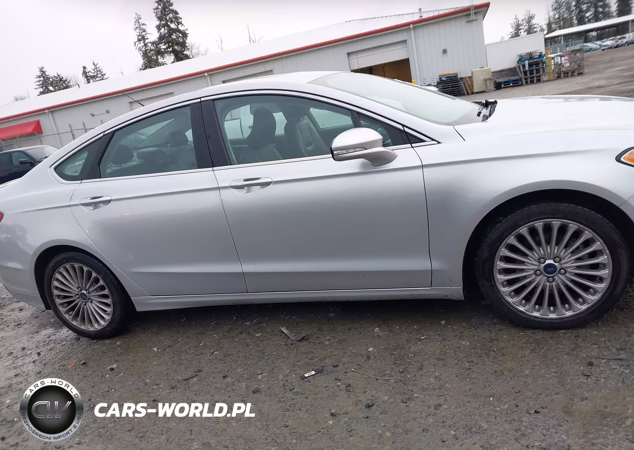 2016 Ford Fusion Titanium VIN:3FA6P0D9XGR268858 - 13