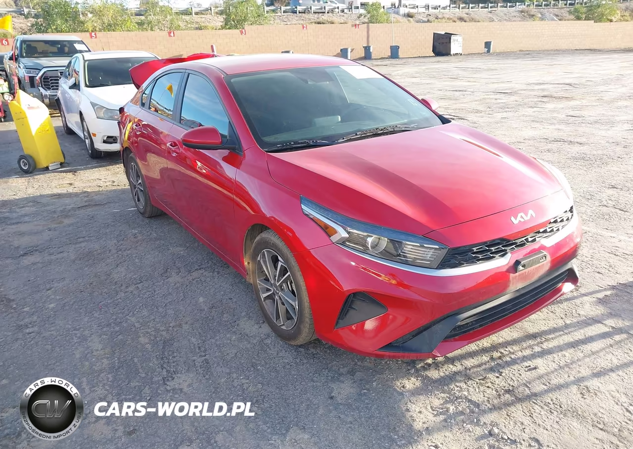 2022 Kia Forte Lxs – zdjęcie 1 z 16