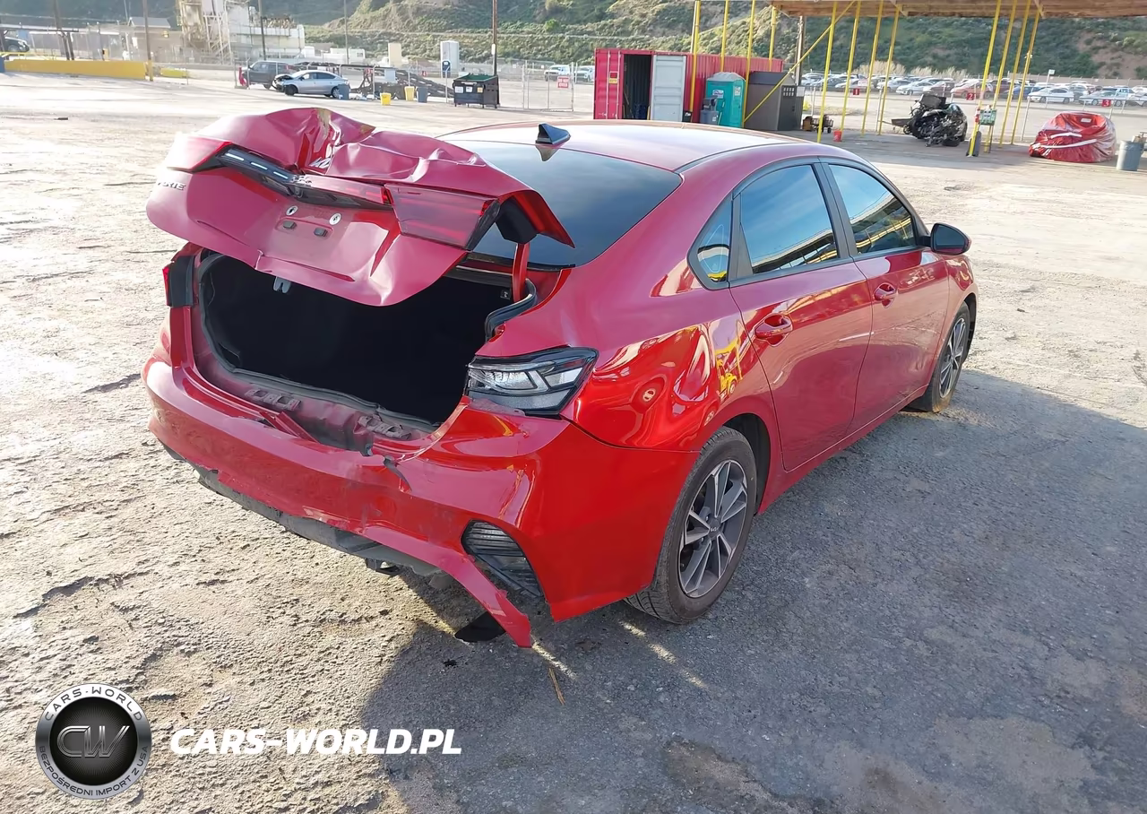 2022 Kia Forte Lxs VIN:3KPF24AD7NE432712 - 4