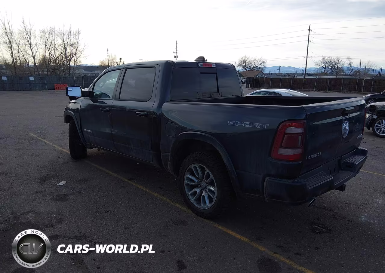 2021 Ram 1500 Laramie 4X4 5'7 Box VIN:1C6SRFJT4MN738667 - 3