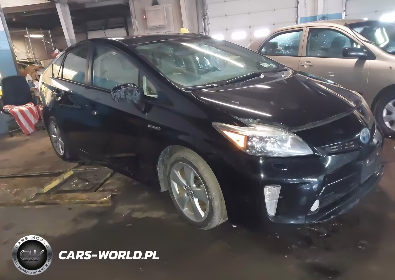 2013 Toyota Prius Five