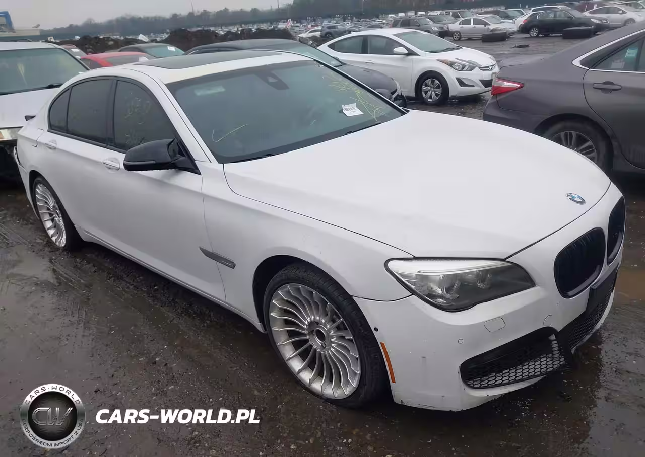2014 BMW 750I