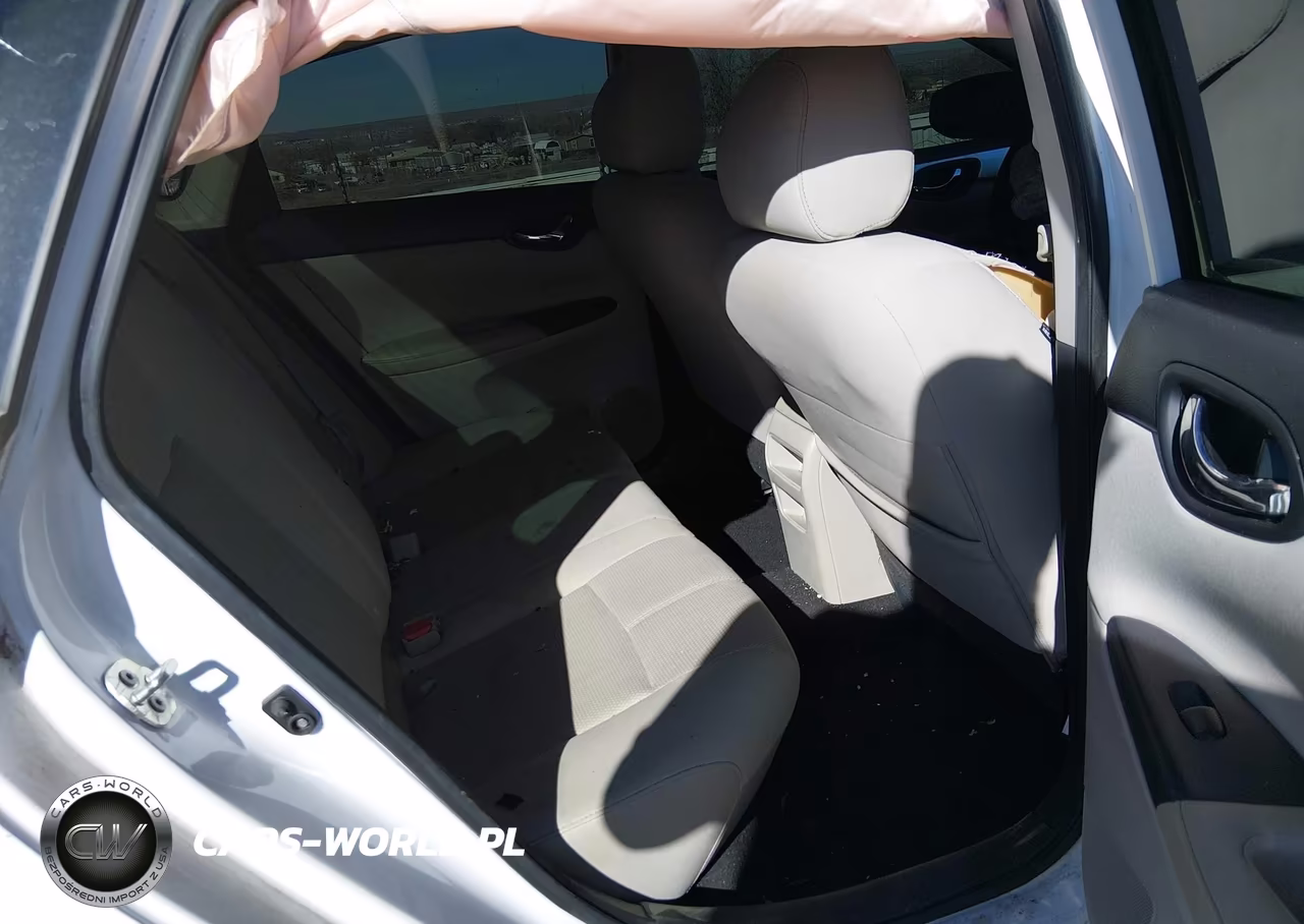 2017 Nissan Sentra S VIN:3N1AB7AP4HY332160 - 8