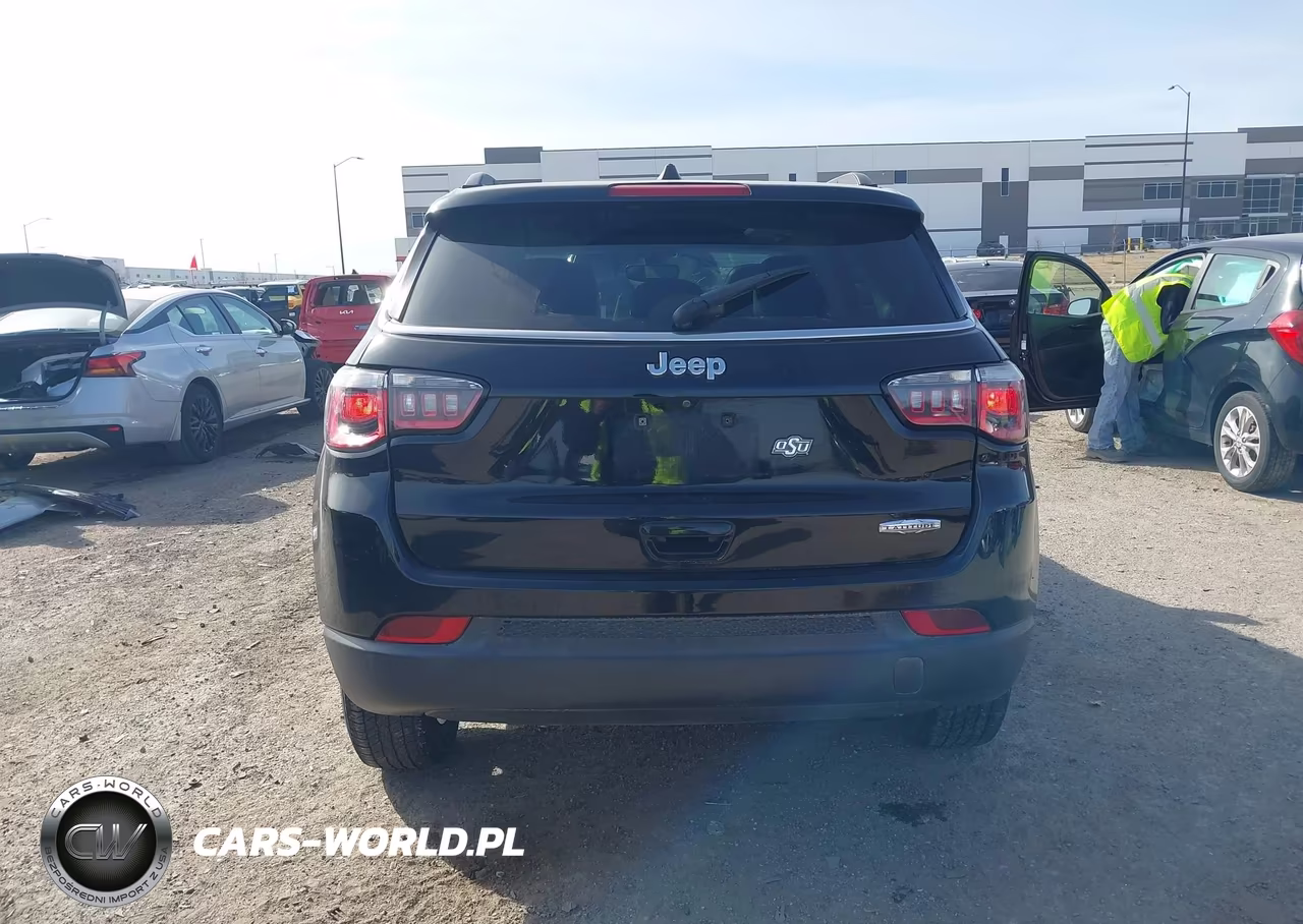2018 Jeep Compass Sun And Wheel Fwd VIN:3C4NJCBB5JT494461 - 16