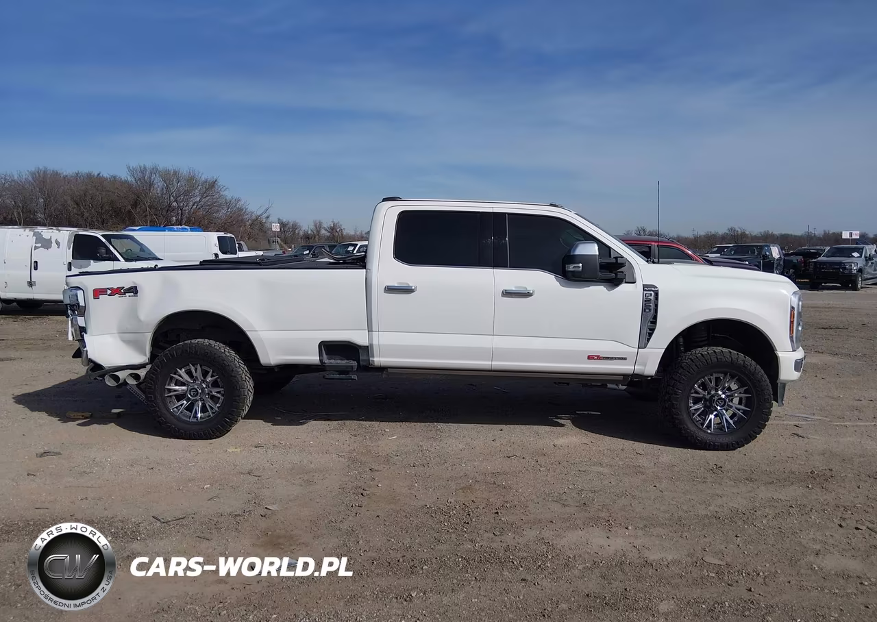 2026 Ford F-250 Platinum VIN:1FT8W2BM5TEC79482 - 13