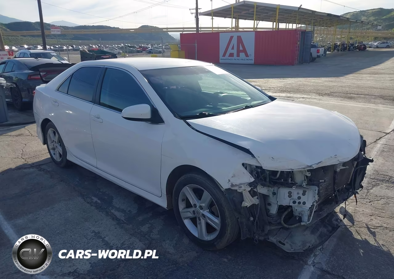 2013 Toyota Camry Se – zdjęcie 1 z 21
