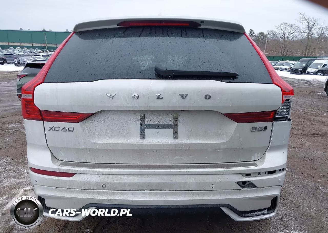 2023 Volvo Xc60 B5 Plus Dark Theme VIN:YV4L12RW8P1340687 - 16