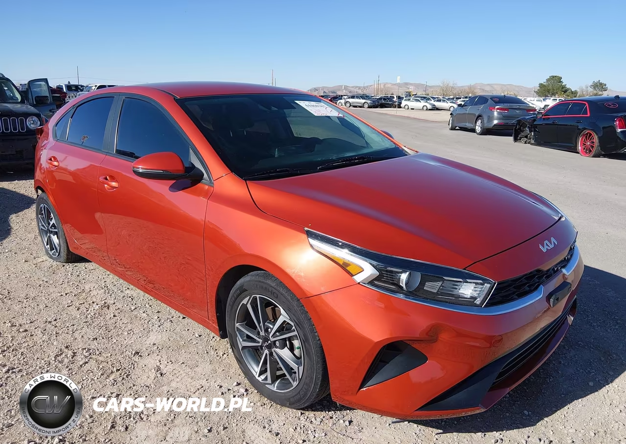2023 Kia Forte Lxs