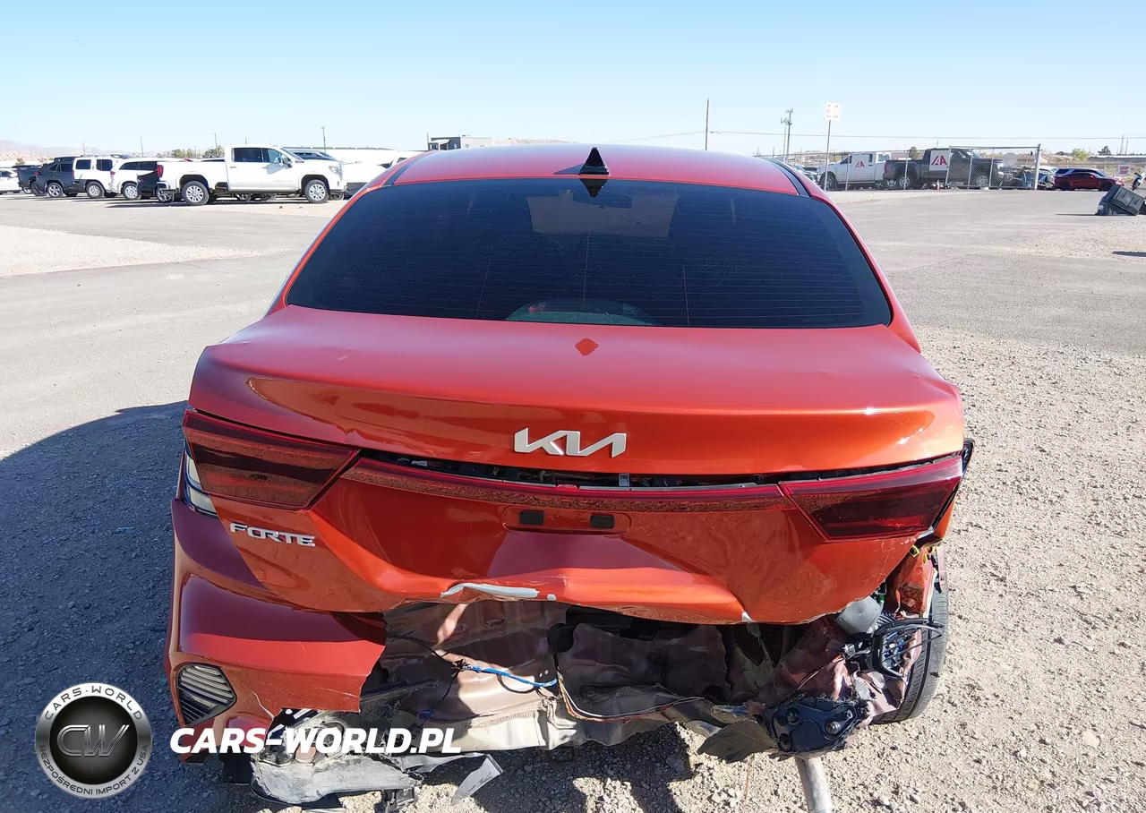 2023 Kia Forte Lxs VIN:3KPF24AD8PE680941 - 16