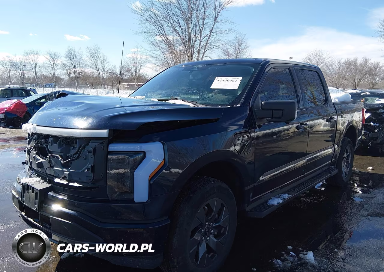 2023 Ford F-150 Lightning Xlt VIN:1FTVW1EL8PWG35374 - 2