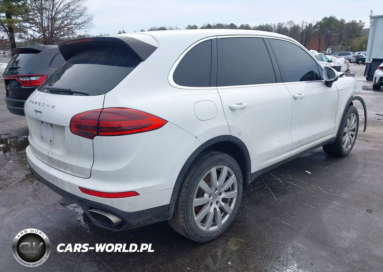 2016 Porsche Cayenne VIN:WP1AA2A20GKA10716 - 4