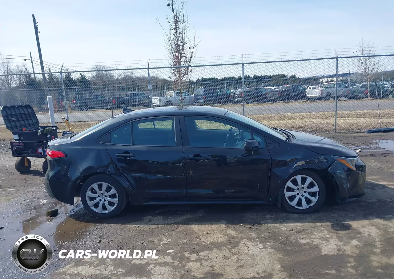 2022 Toyota Corolla Le VIN:5YFEPMAE4NP289447 - 13
