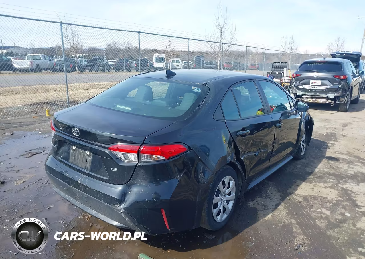 2022 Toyota Corolla Le VIN:5YFEPMAE4NP289447 - 4