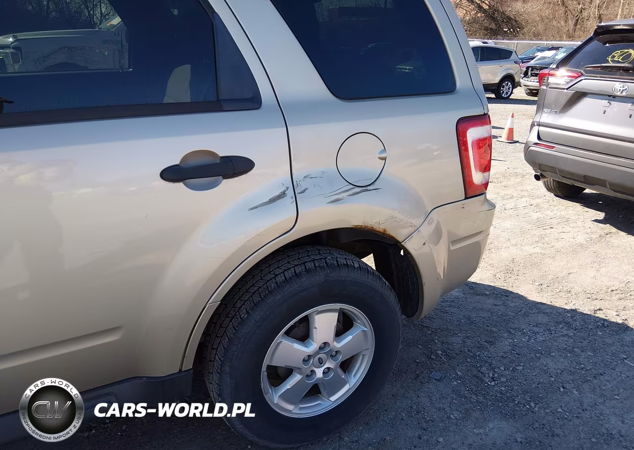 2011 Ford Escape Xlt VIN:1FMCU0D76BKB47399 - 6