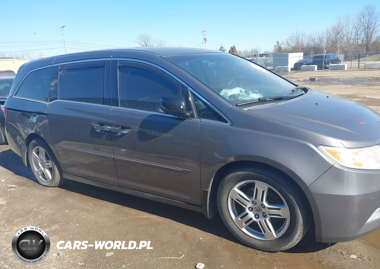 2013 Honda Odyssey Touring-Touring Elite VIN:5FNRL5H97DB078619 - 13