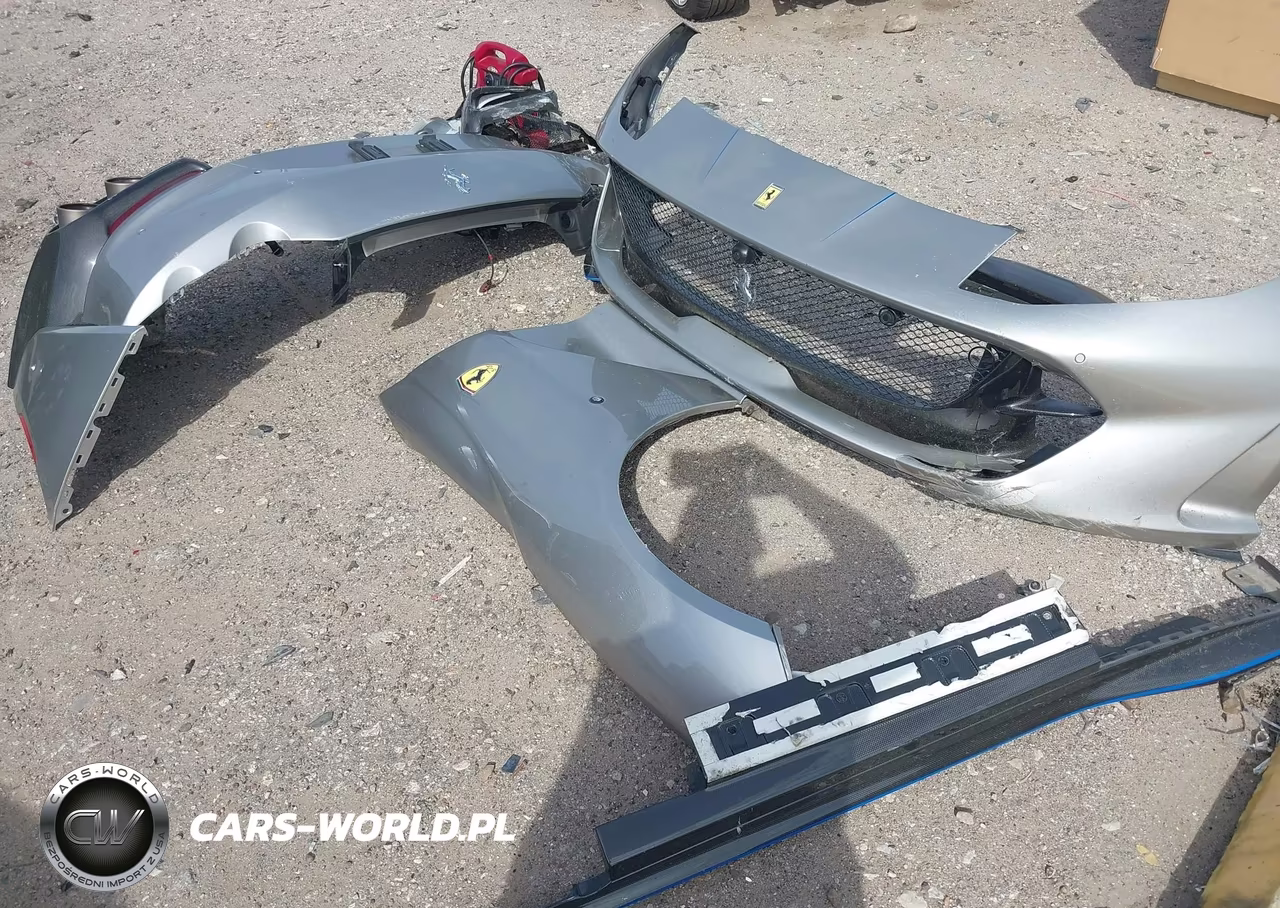 2019 Ferrari 812 Superfast VIN:ZFF83CLA7K0245124 - 12
