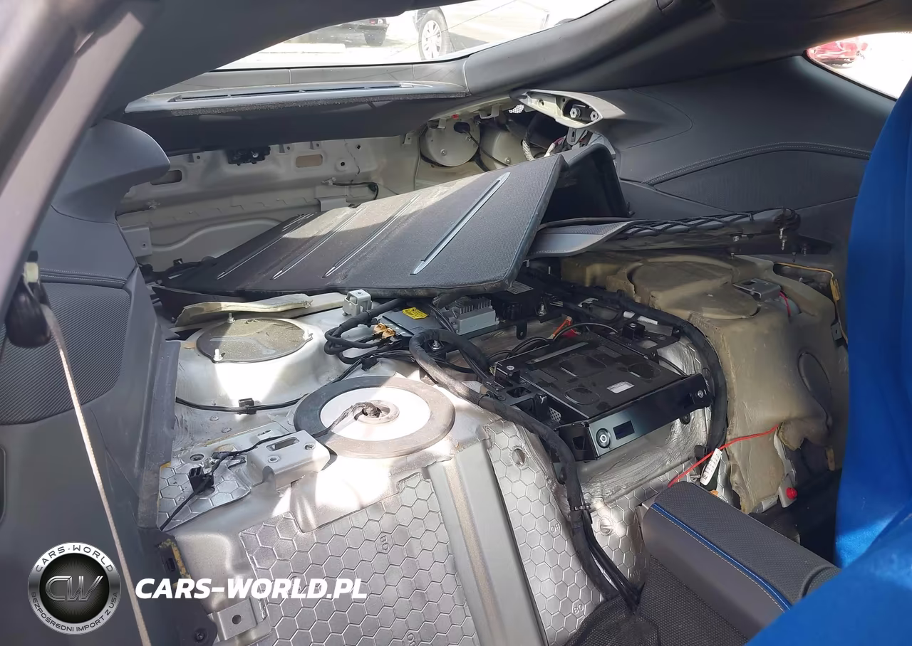 2019 Ferrari 812 Superfast VIN:ZFF83CLA7K0245124 - 8