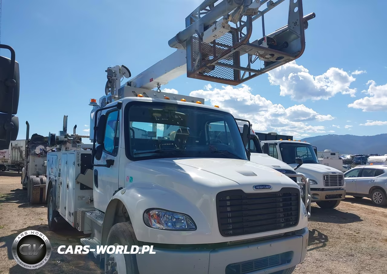 2020 Freightliner M2 106