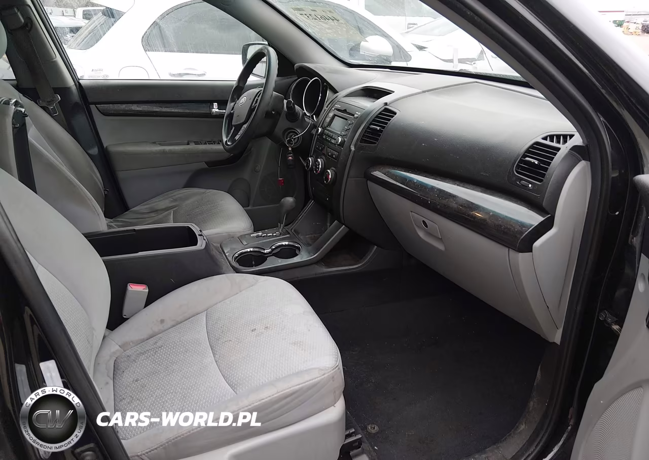 2012 Kia Sorento Lx VIN:5XYKTDA6XCG206550 - 5
