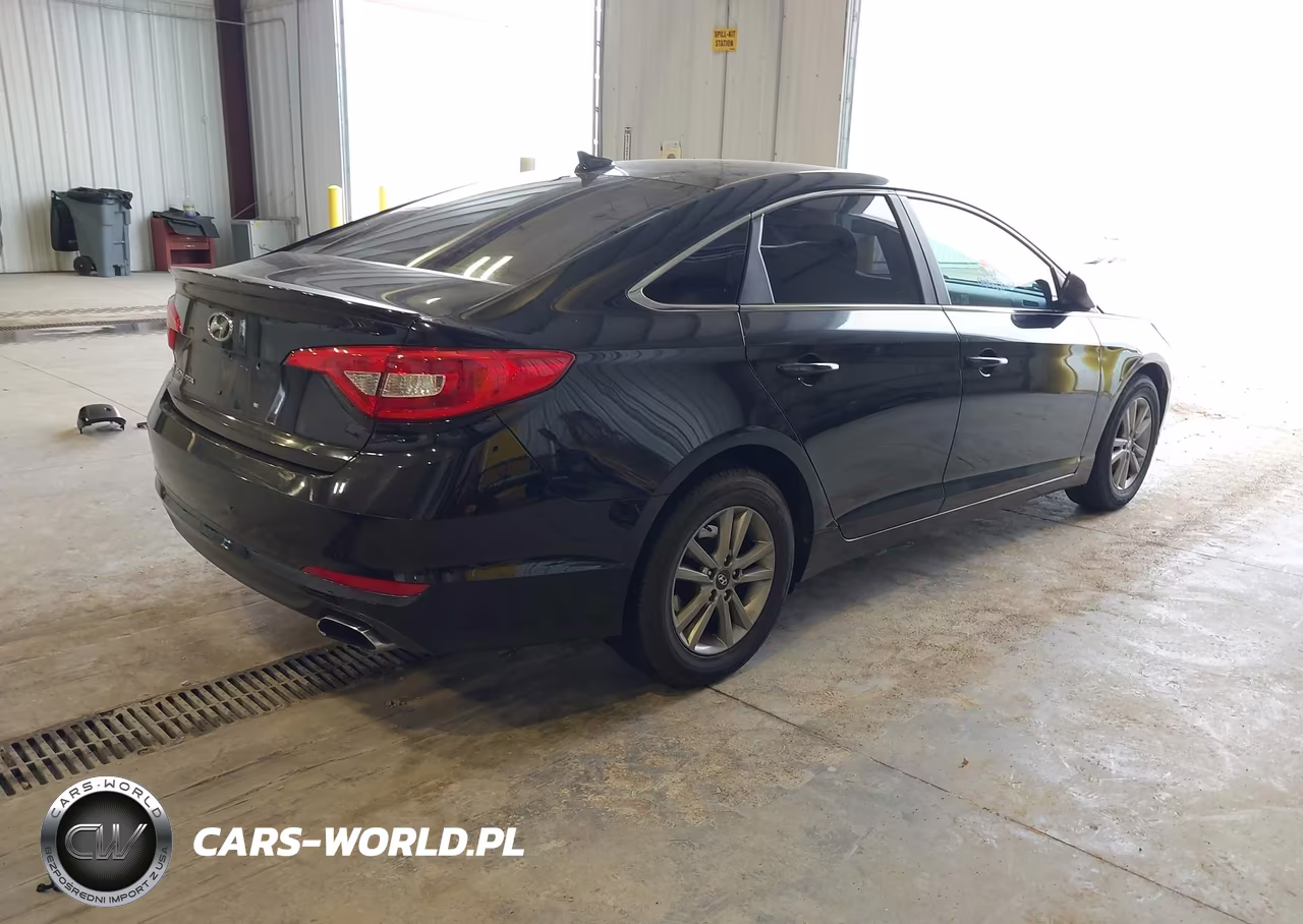 2015 Hyundai Sonata Se VIN:5NPE24AF5FH018483 - 4