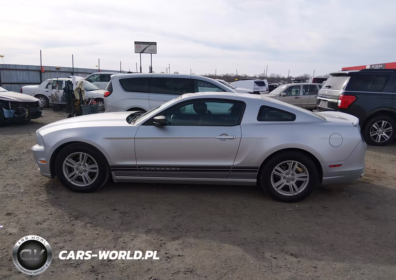 2013 Ford Mustang V6 VIN:1ZVBP8AM0D5283543 - 14