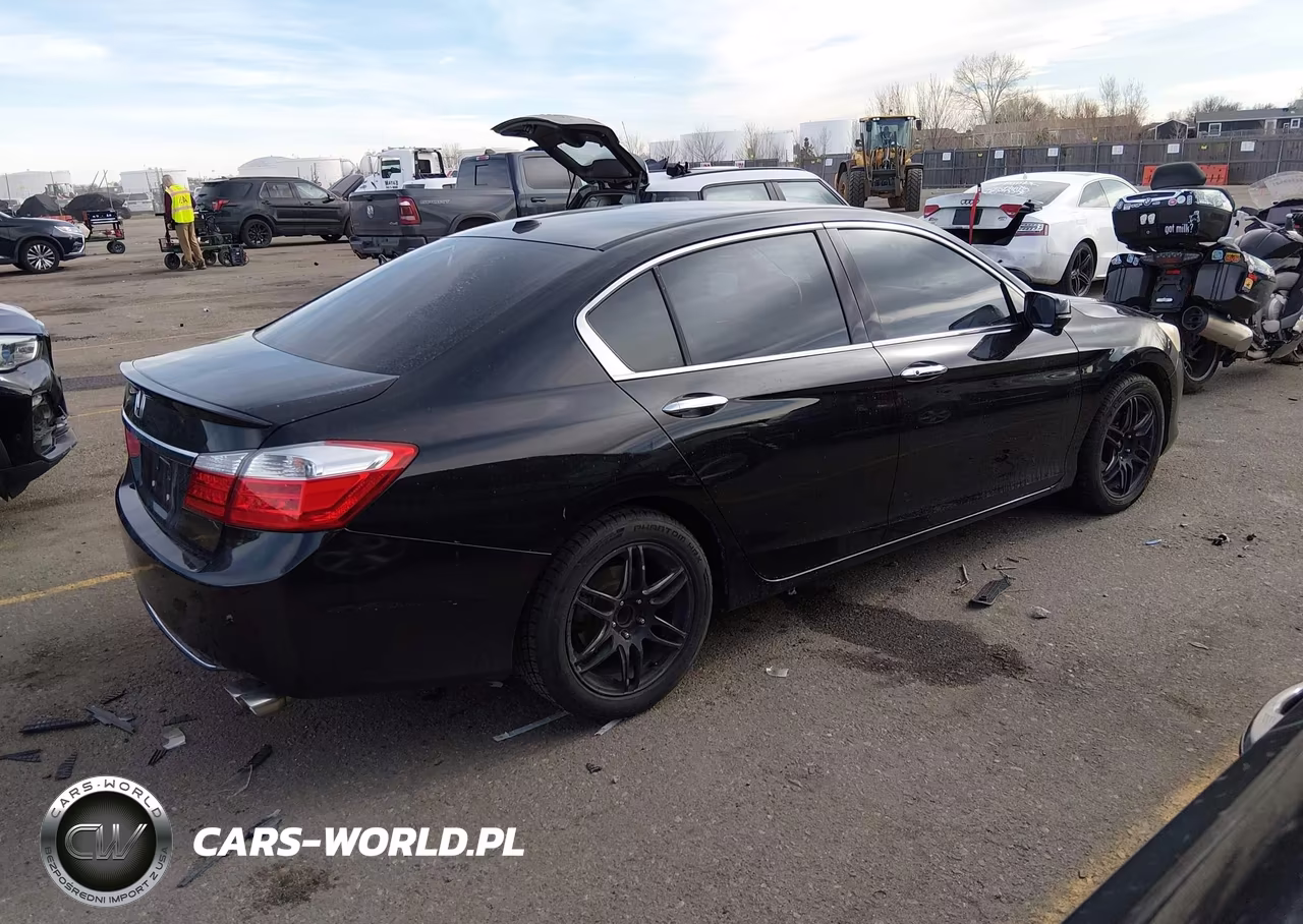 2013 Honda Accord Touring VIN:1HGCR3F90DA008269 - 4