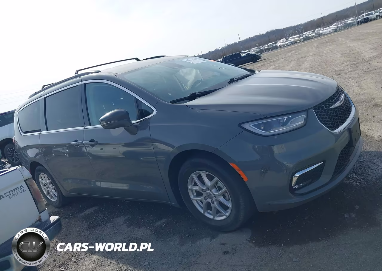 2022 Chrysler Pacifica Touring L VIN:2C4RC1BG0NR191012 - 14