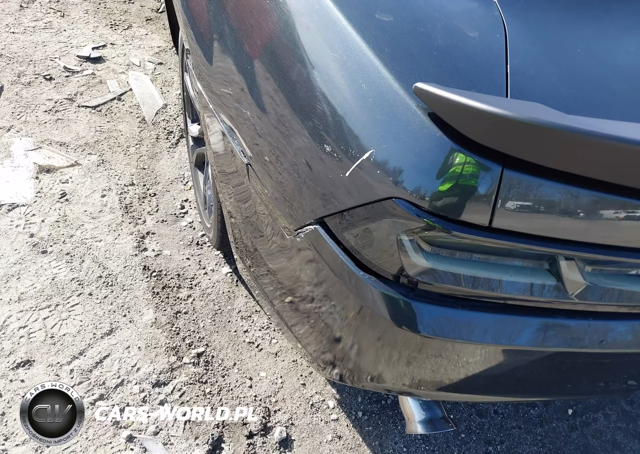 2015 Chevrolet Camaro 1Ls VIN:2G1FA1E34F9130015 - 15