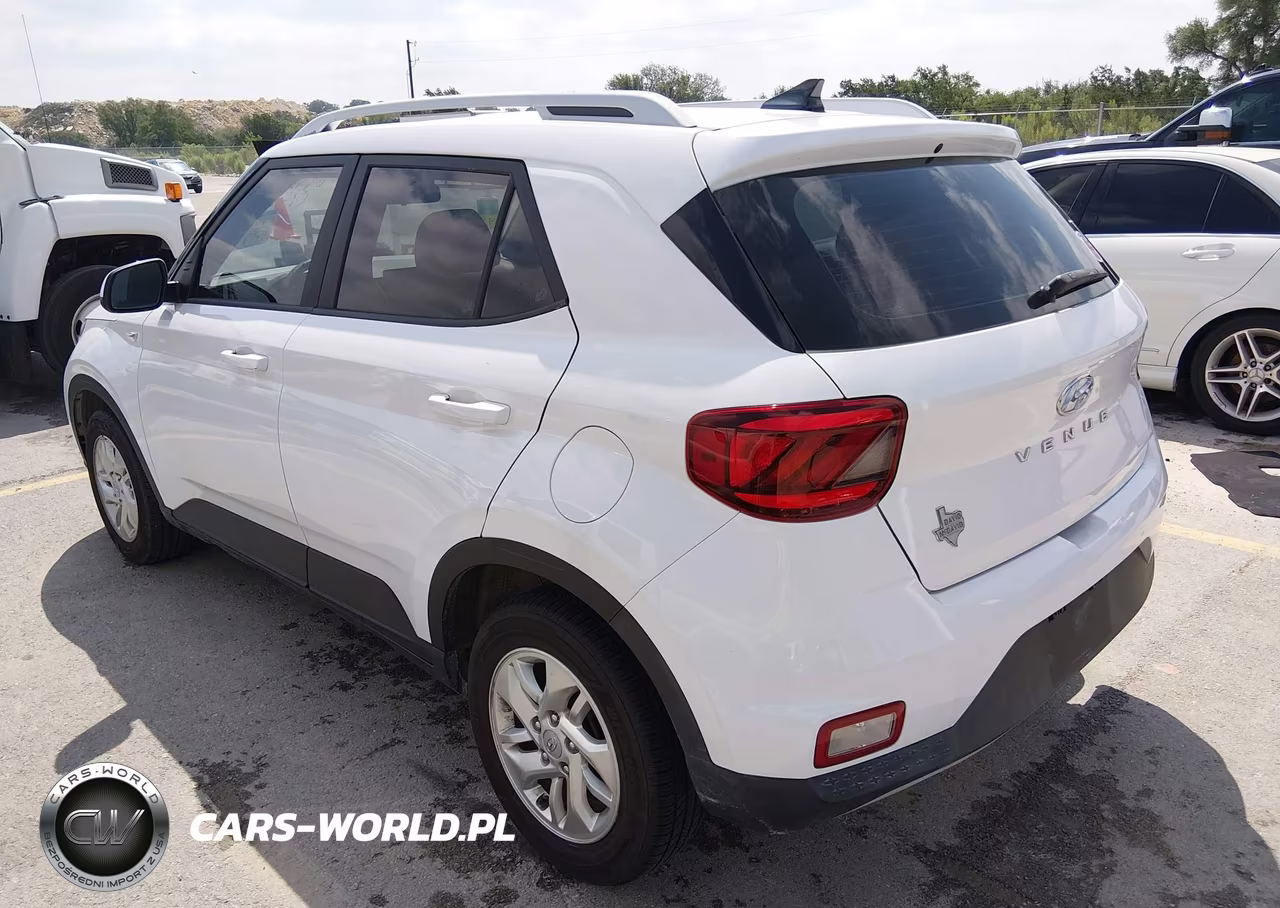 2020 Hyundai Venue Sel VIN:KMHRC8A34LU022355 - 3