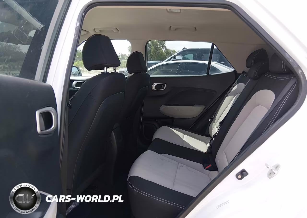 2020 Hyundai Venue Sel VIN:KMHRC8A34LU022355 - 8