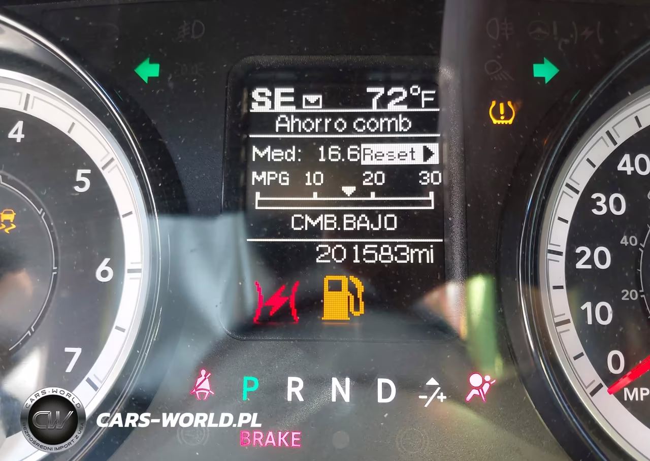 2019 Ram 1500 Classic Tradesman 4X4 6'4 Box VIN:1C6RR7FTXKS578483 - 16