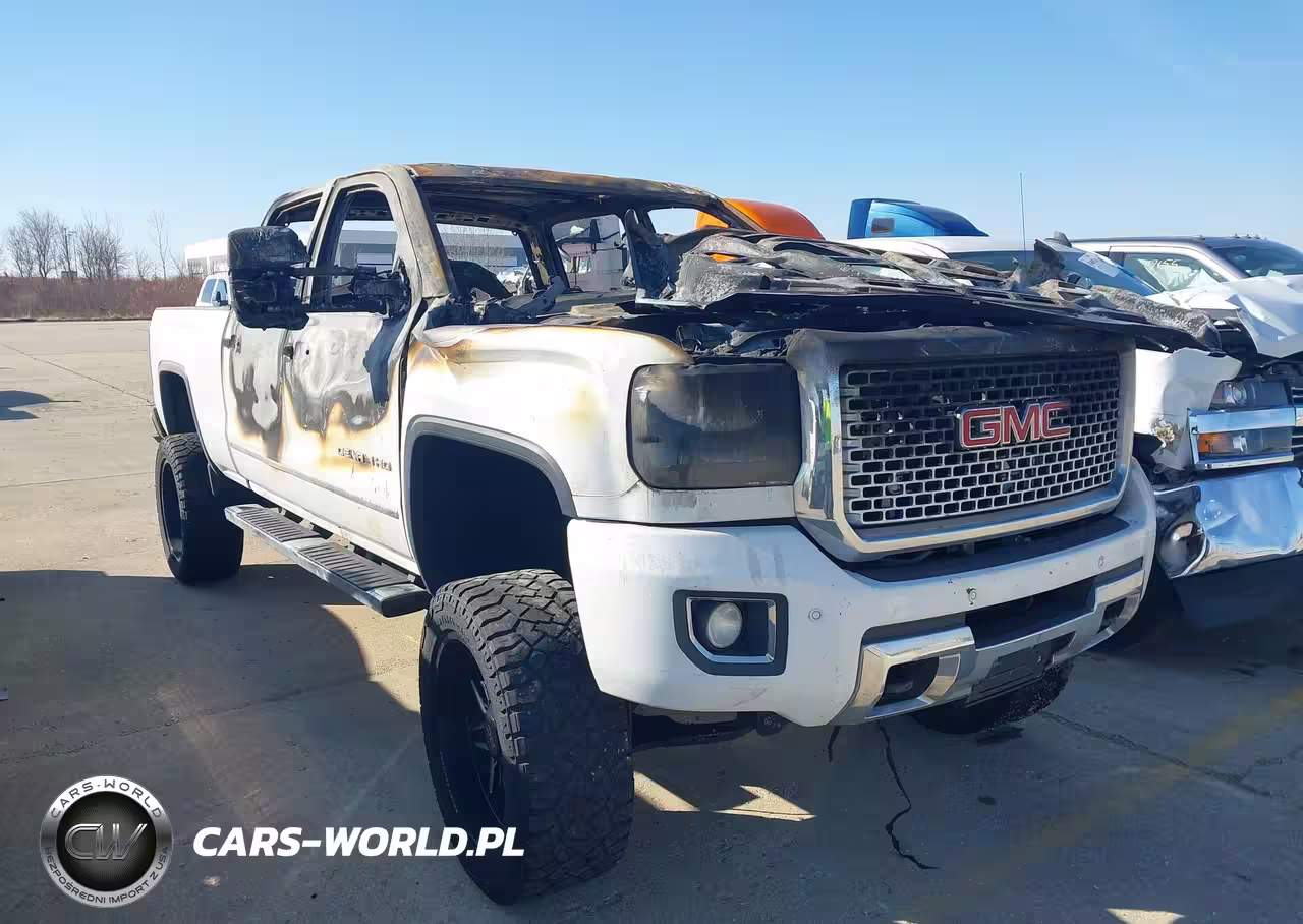 2015 GMC Sierra 3500Hd Denali – zdjęcie 1 z 10