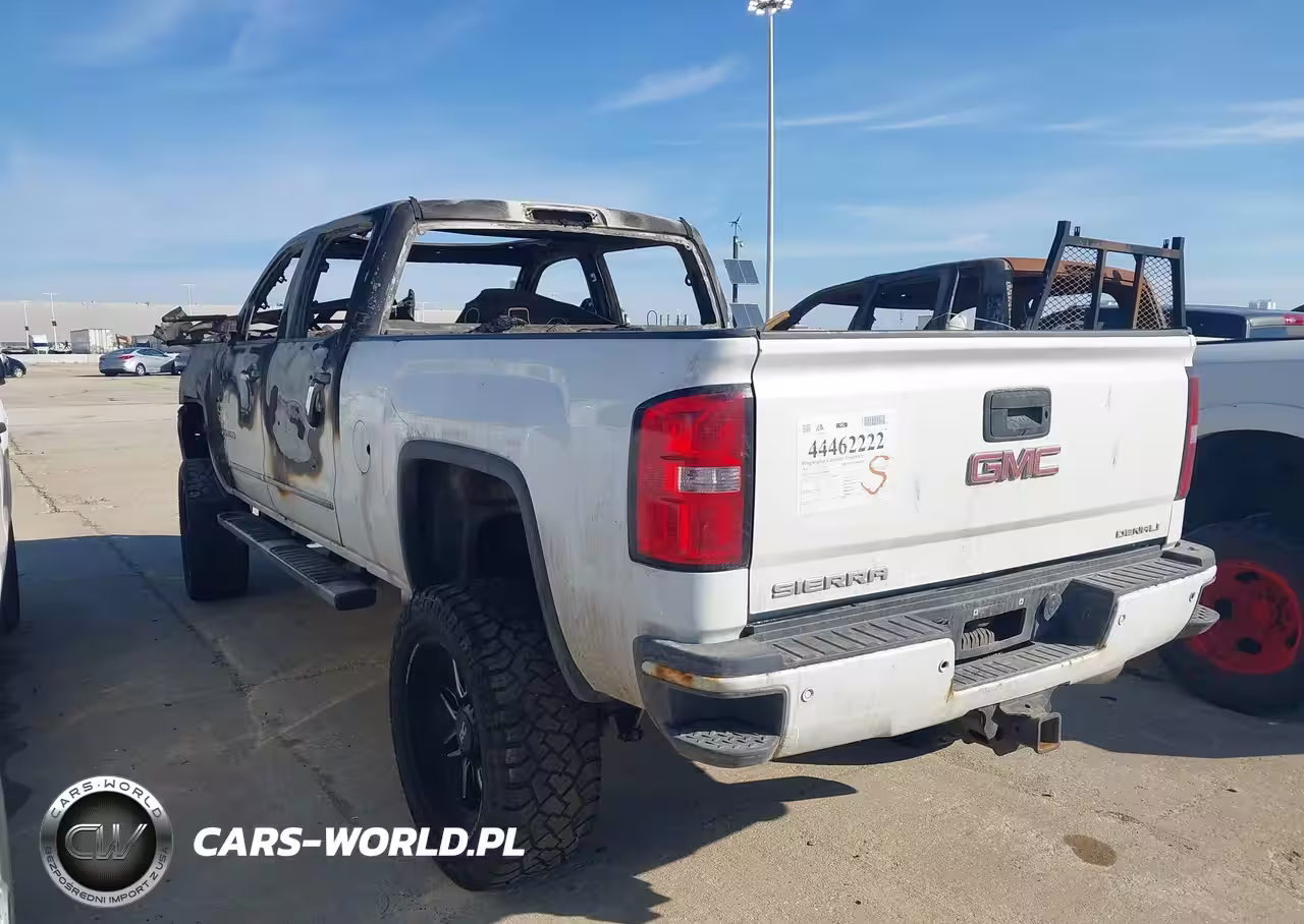 2015 GMC Sierra 3500Hd Denali VIN:1GT424E85FF579400 - 3