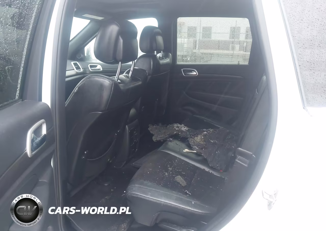 2015 Jeep Grand Cherokee Altitude VIN:1C4RJFAG3FC212305 - 8