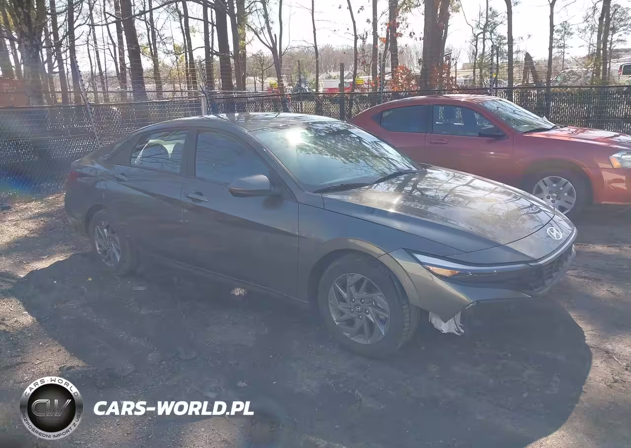 2024 Hyundai Elantra Sel