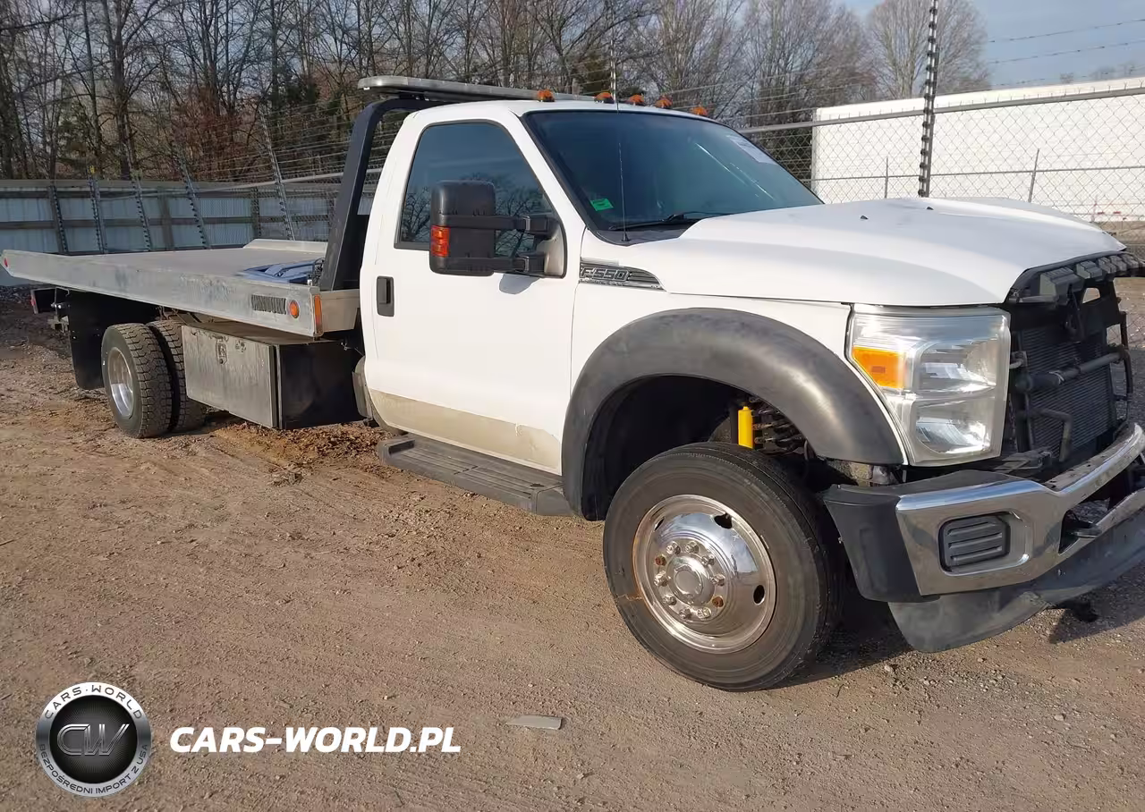 2012 Ford F-550 Chassis Xlt