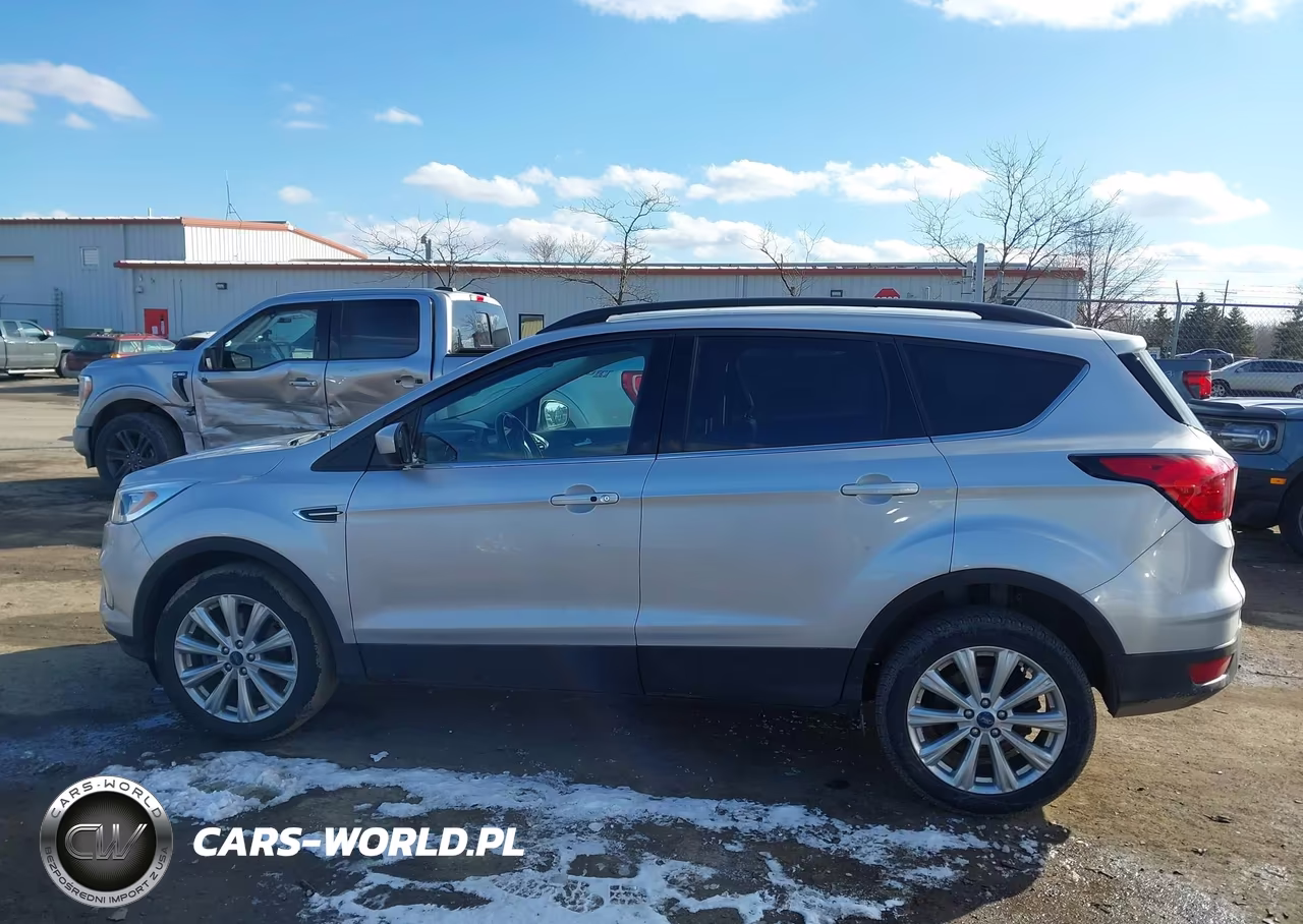 2019 Ford Escape Sel VIN:1FMCU9HDXKUA62199 - 14