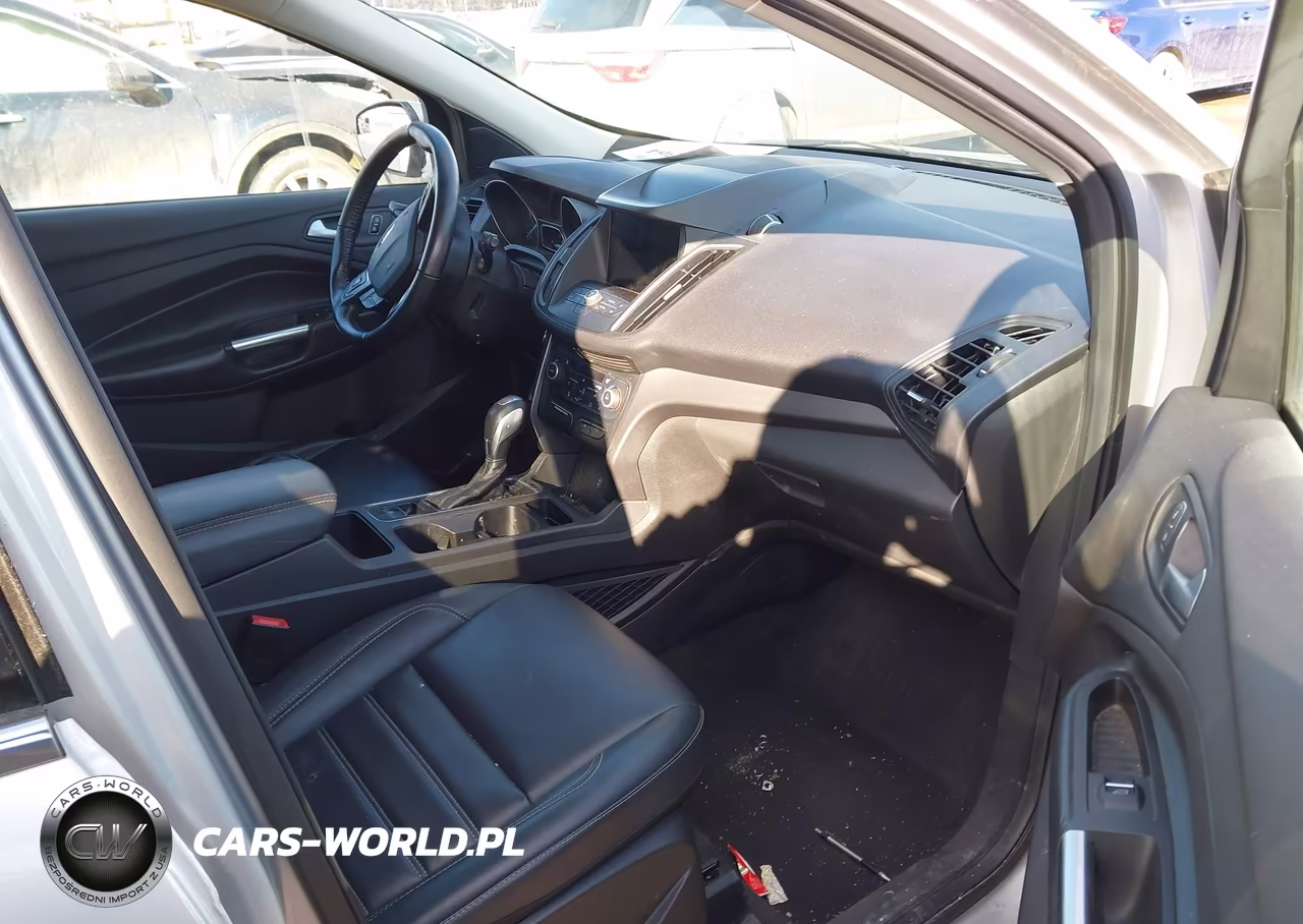 2019 Ford Escape Sel VIN:1FMCU9HDXKUA62199 - 5
