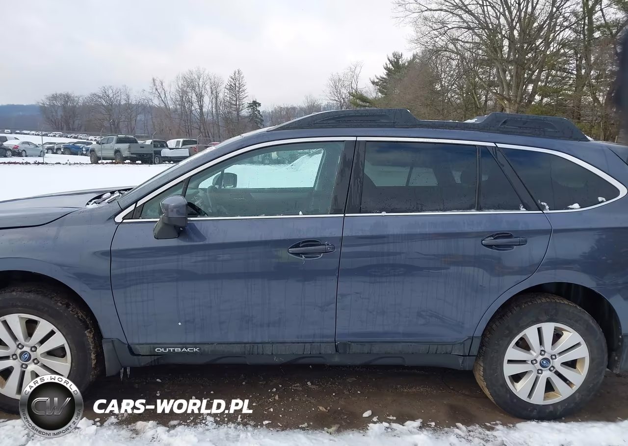 2016 Subaru Outback 2.5I Premium VIN:4S4BSBCC2G3298866 - 15