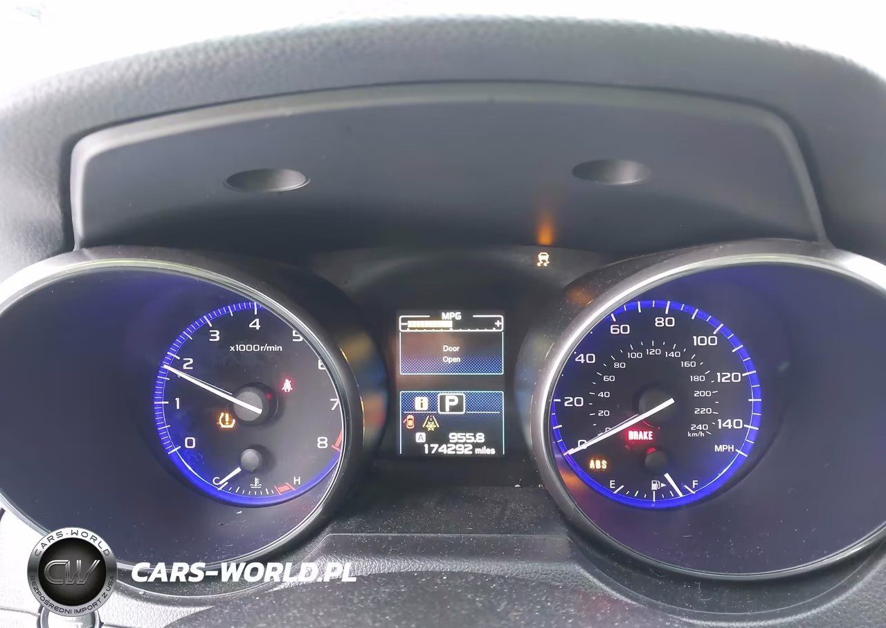 2016 Subaru Outback 2.5I Premium VIN:4S4BSBCC2G3298866 - 7