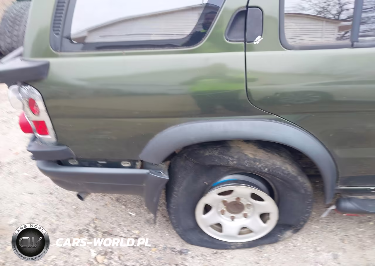 1996 Nissan Pathfinder Le-Se-Xe VIN:JN8AR05Y8TW019877 - 13